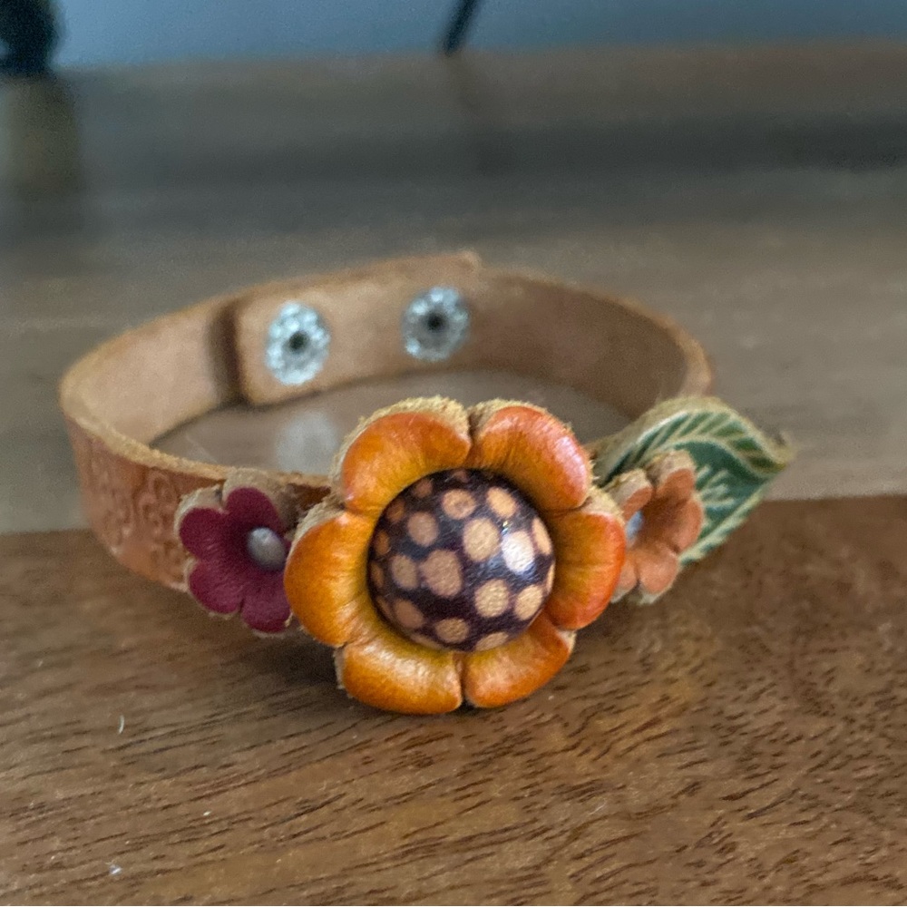 Leather Bracelet for small wrist
